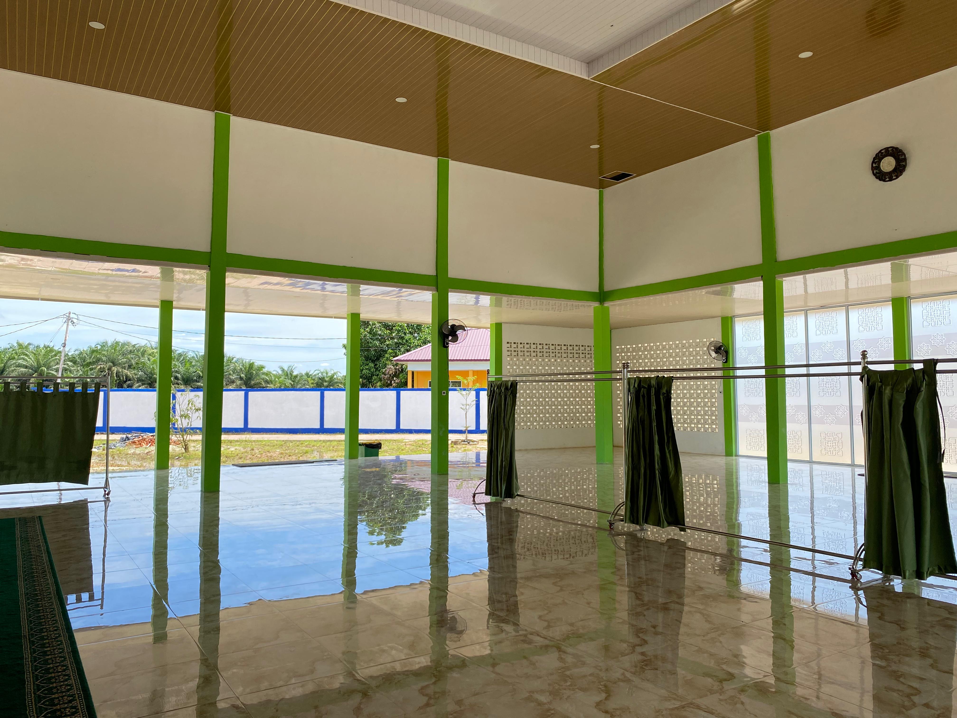 Fasilitas Sayyidah Khodijah Mosque SMPIQu Al-Bahjah Al-Maunah